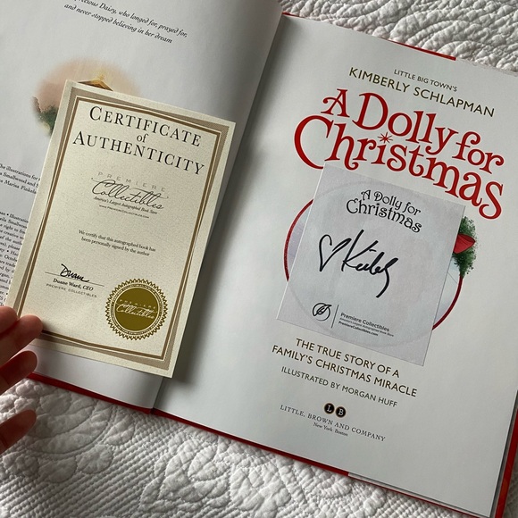 A Dolly for Christmas Book (signed) - Picture 2 of 2